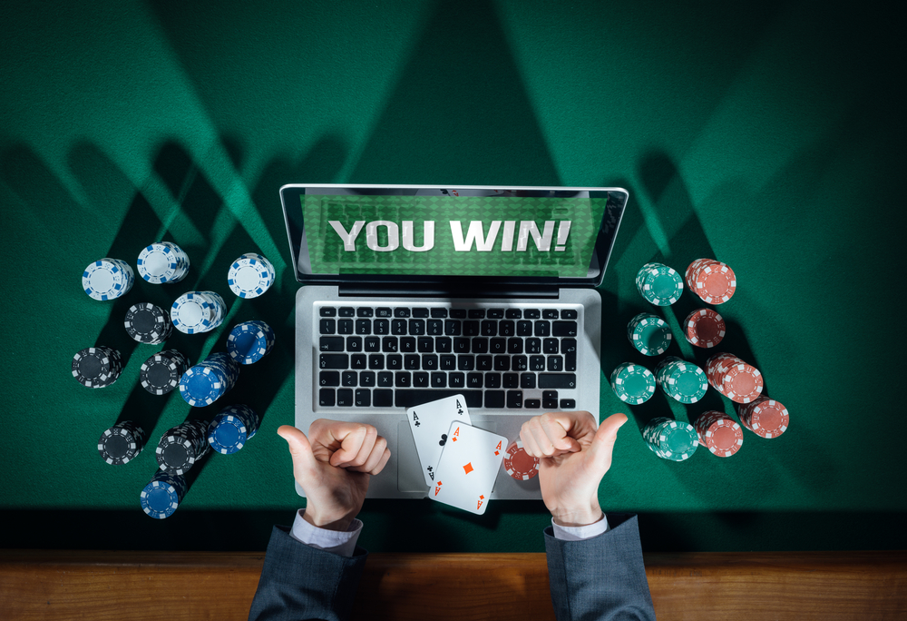 Online Poker Tournaments $800 Million in Prizes